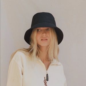 black polyester bucket hat